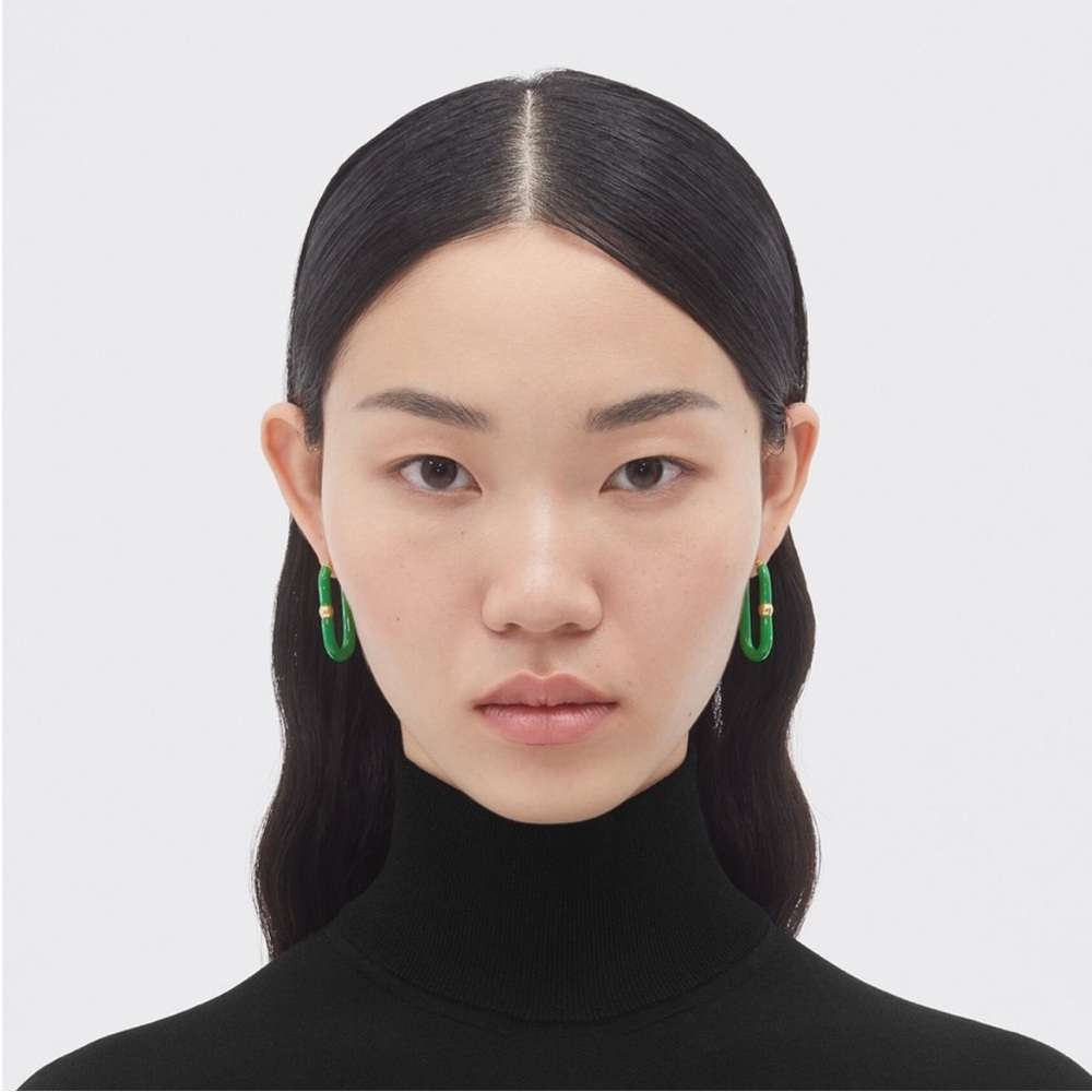 Bottega Veneta 💚 Chains Parakeet Gold Green Long Hoop Earrings - Picture 3 of 11